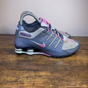 Nike shox NZ - 488312 -400 women's size 6.5